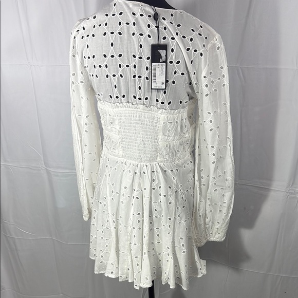 Gianni Bini Katrina White Eyelet Dress Size M - Picture 8 of 13